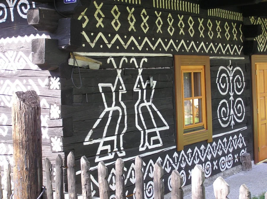 Slovenské folklórne vzory