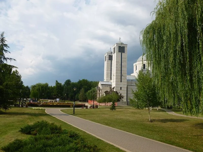 Park Sveti Sava a pravoslávny kostol zasvätený svätému Savovi