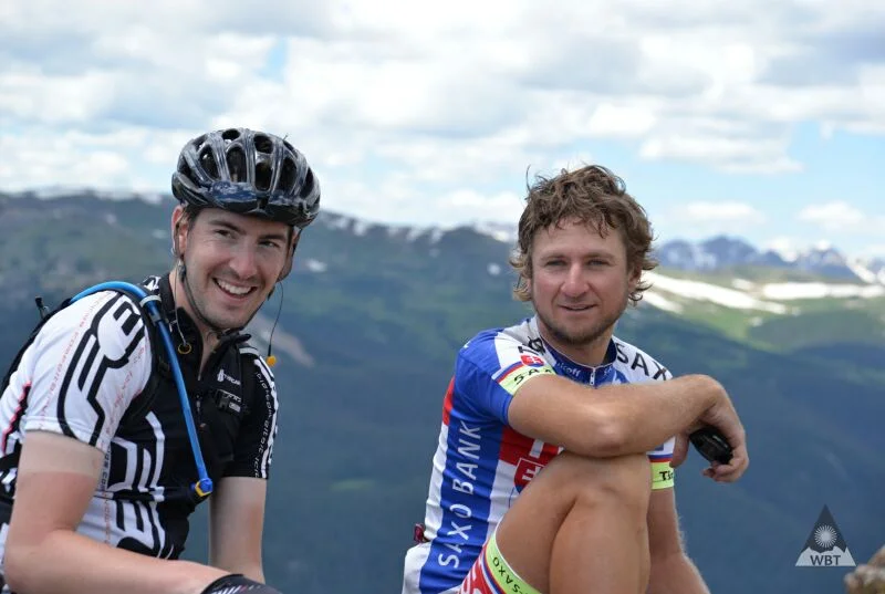 Karol a jeho cesta okolo sveta