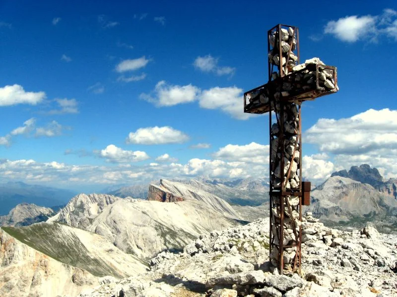 Muntejela de Senes, Dolomity