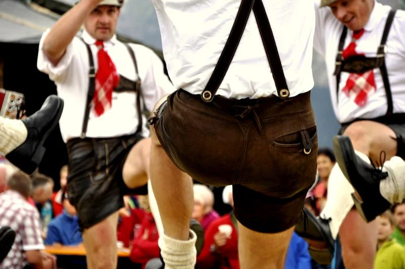 Schuplattleri pri tanci